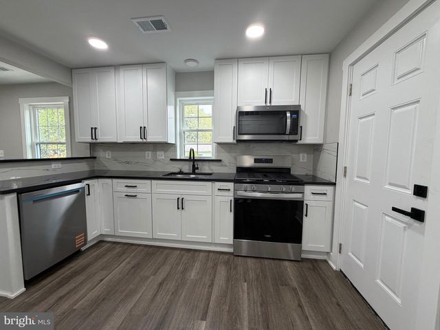 1516 WALNUT ST, Woodbridge, VA 22191