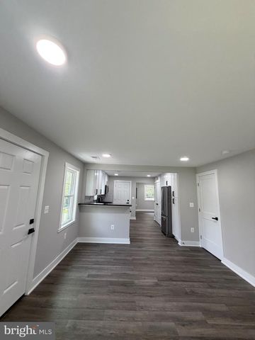 1516 WALNUT ST, Woodbridge, VA 22191