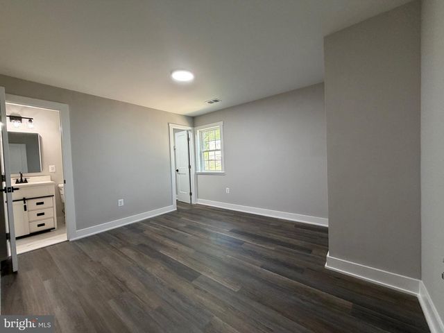 1516 WALNUT ST, Woodbridge, VA 22191