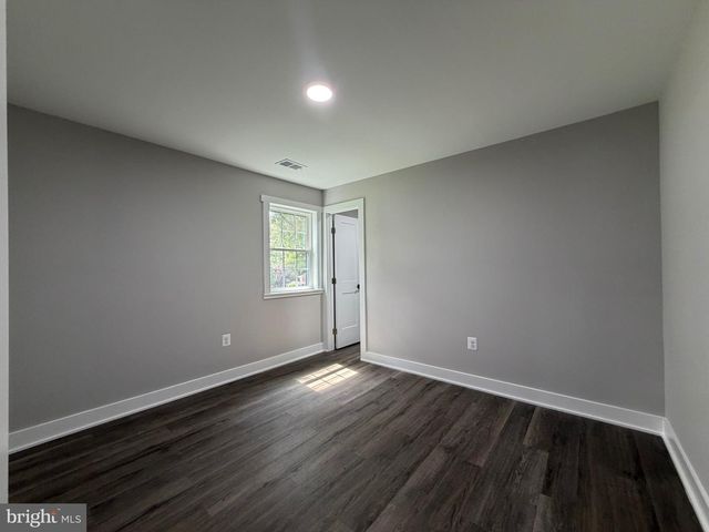 1516 WALNUT ST, Woodbridge, VA 22191