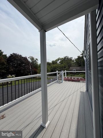 1516 WALNUT ST, Woodbridge, VA 22191