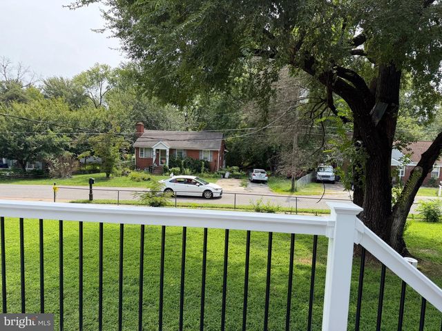 1516 WALNUT ST, Woodbridge, VA 22191