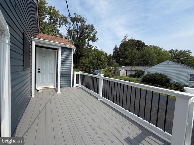 1516 WALNUT ST, Woodbridge, VA 22191