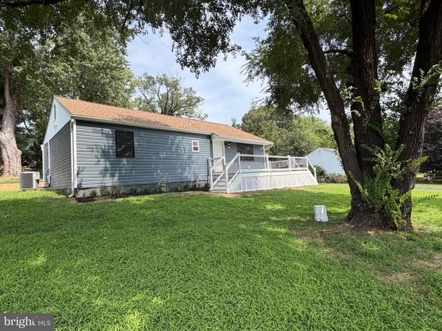 1516 WALNUT ST, Woodbridge, VA 22191
