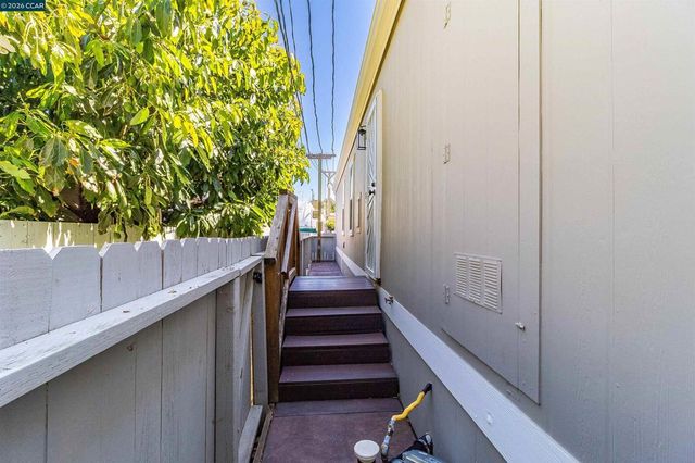 5751 Bridgehead RD, Oakley, CA 94509