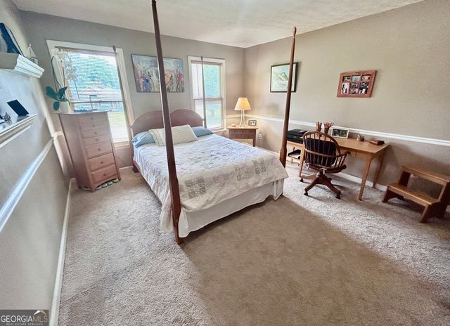 200 Hedgewood Court, Peachtree City, GA 30269