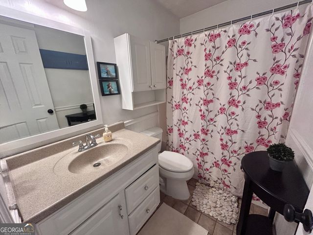 200 Hedgewood Court, Peachtree City, GA 30269