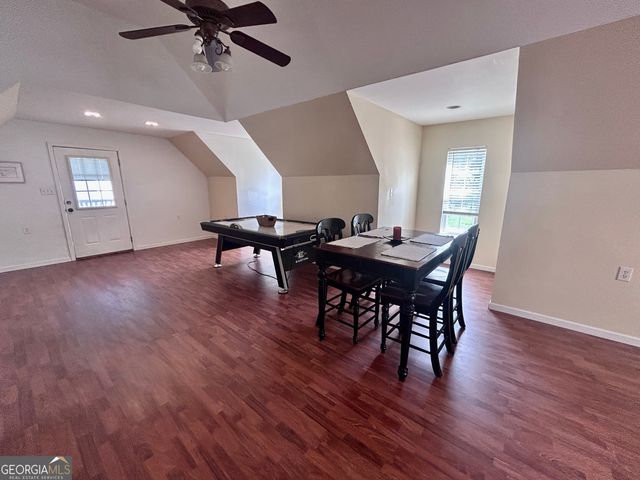 200 Hedgewood Court, Peachtree City, GA 30269