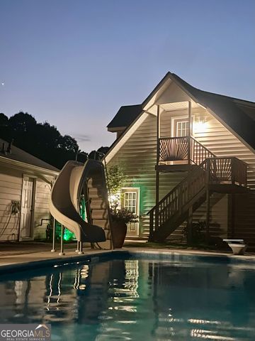 200 Hedgewood Court, Peachtree City, GA 30269