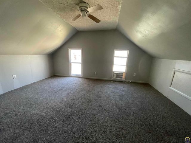 1530 West ST, Emporia, KS 66801