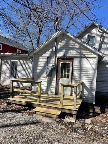 1530 West ST, Emporia, KS 66801