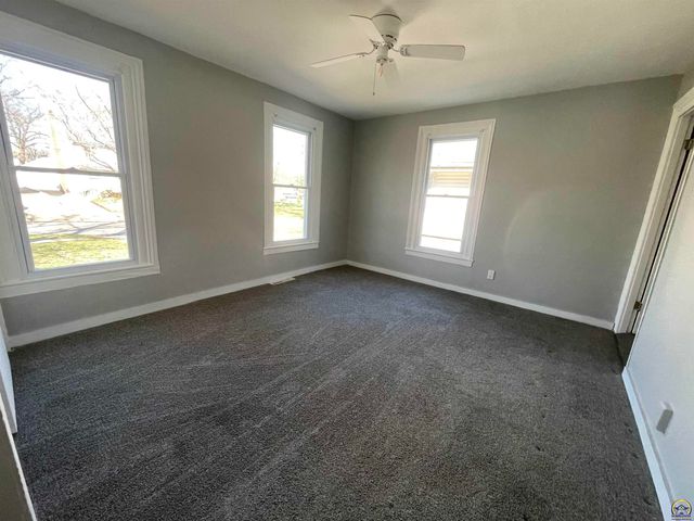 1530 West ST, Emporia, KS 66801