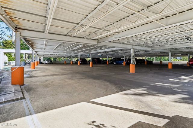 275 N Portage Path 7g, Akron, OH 44303