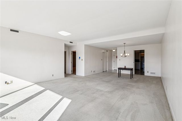 275 N Portage Path 7g, Akron, OH 44303