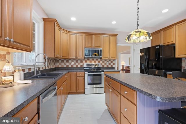 108 CAVENDER LN, Landenberg, PA 19350