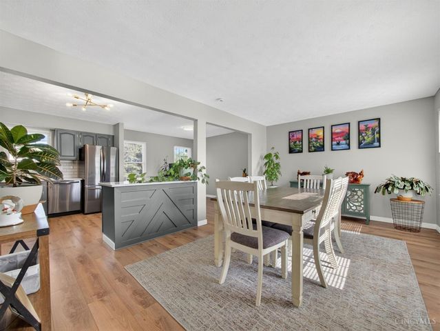 8713 Cox Road, West Chester, OH 45069