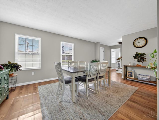 8713 Cox Road, West Chester, OH 45069