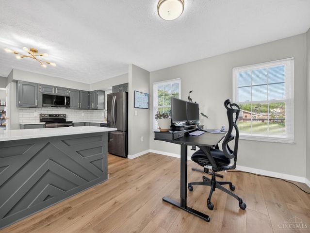 8713 Cox Road, West Chester, OH 45069