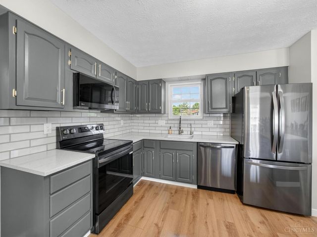 8713 Cox Road, West Chester, OH 45069