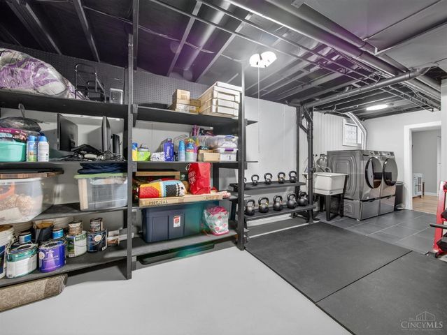 8713 Cox Road, West Chester, OH 45069
