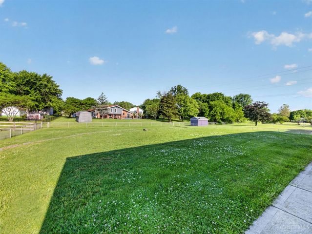 8713 Cox Road, West Chester, OH 45069
