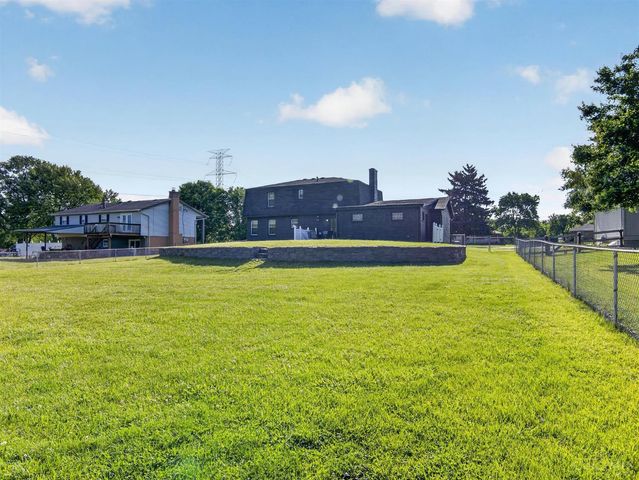 8713 Cox Road, West Chester, OH 45069