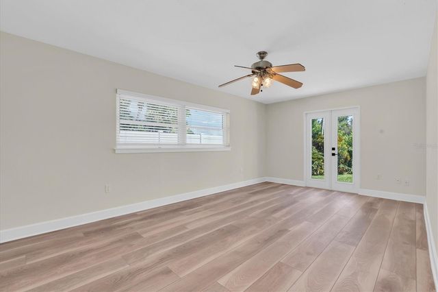 4801 SHORE ACRES BOULEVARD NE, St Petersburg, FL 33703