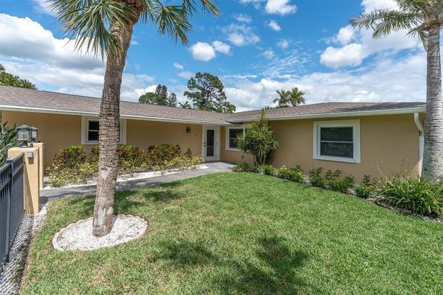 4801 SHORE ACRES BOULEVARD NE, St Petersburg, FL 33703