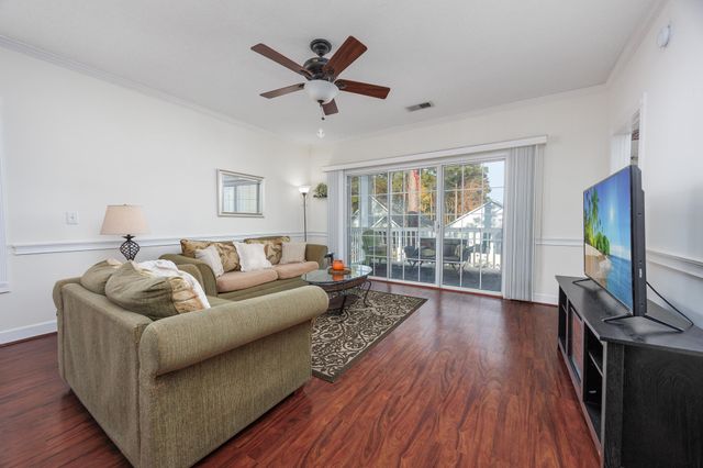 4149 Hibiscus Dr Apt 201, Little River, SC 29566