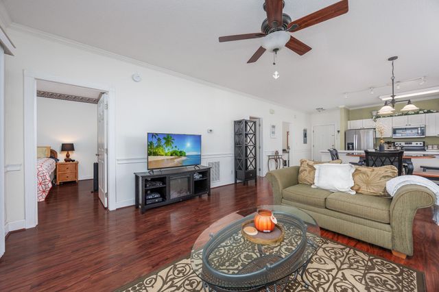 4149 Hibiscus Dr Apt 201, Little River, SC 29566