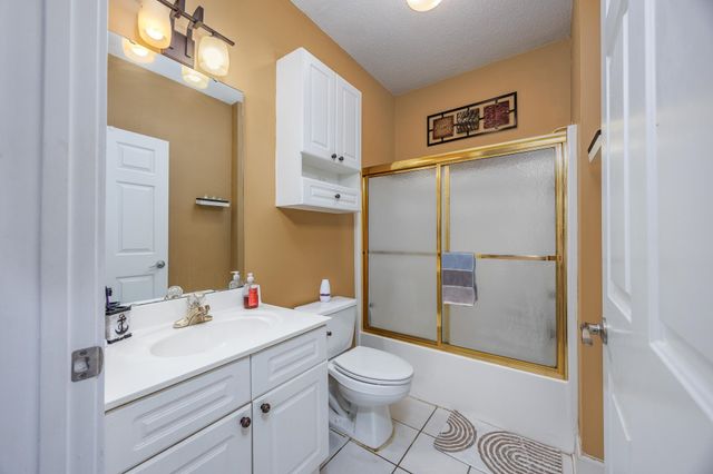4149 Hibiscus Dr Apt 201, Little River, SC 29566