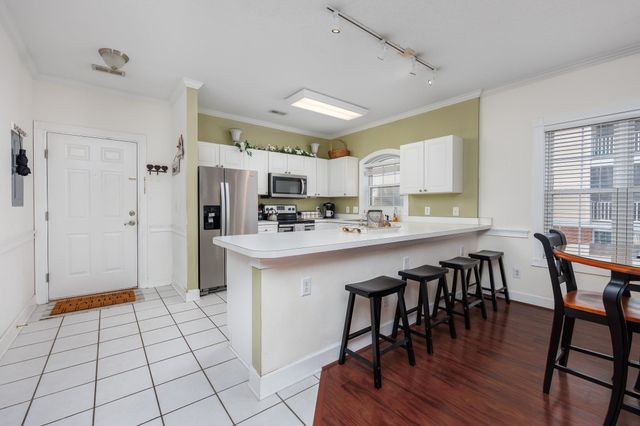 4149 Hibiscus Dr Apt 201, Little River, SC 29566
