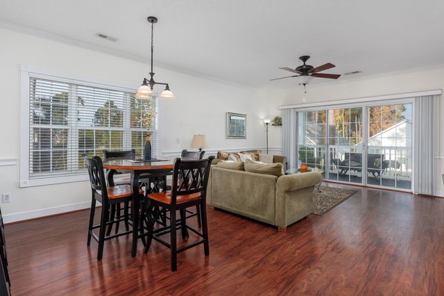 4149 Hibiscus Dr Apt 201, Little River, SC 29566