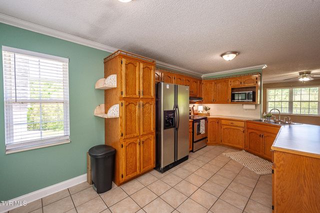 101 Kings Mountain Drive, Church Hill, TN 37642