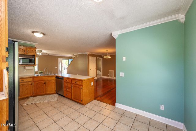 101 Kings Mountain Drive, Church Hill, TN 37642