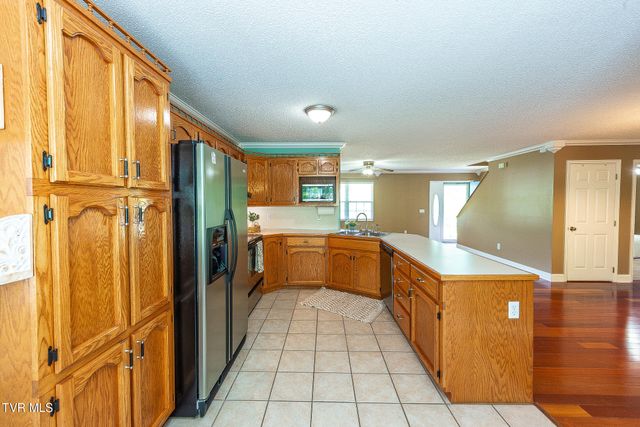 101 Kings Mountain Drive, Church Hill, TN 37642
