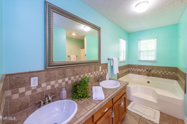 101 Kings Mountain Drive, Church Hill, TN 37642