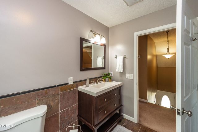 101 Kings Mountain Drive, Church Hill, TN 37642