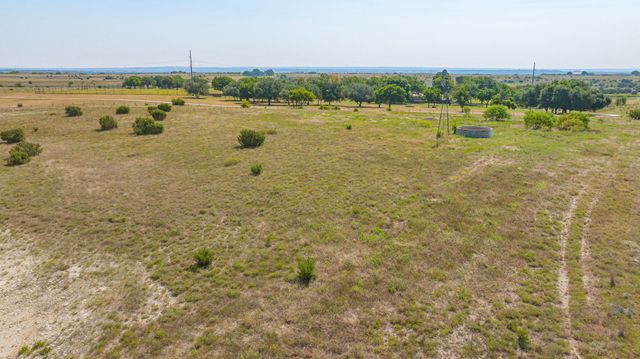 2081 Eagles Ridge Drive, Weatherford, TX 76087