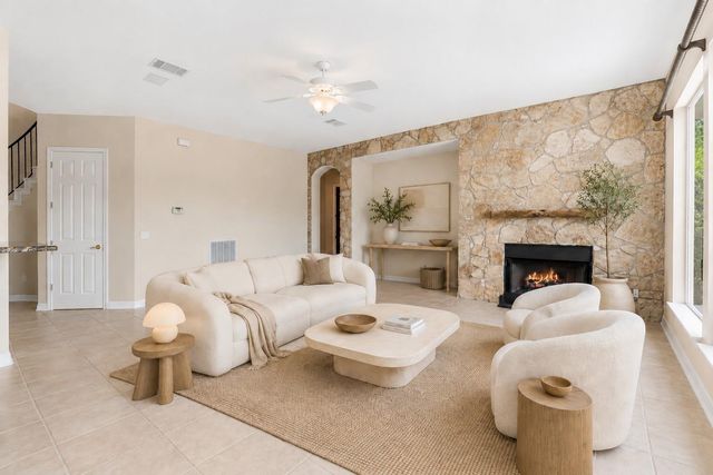 9605 Corbe DR, Austin, TX 78726