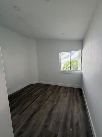 10688 San Bernardino Way, Boca Raton, FL 33428