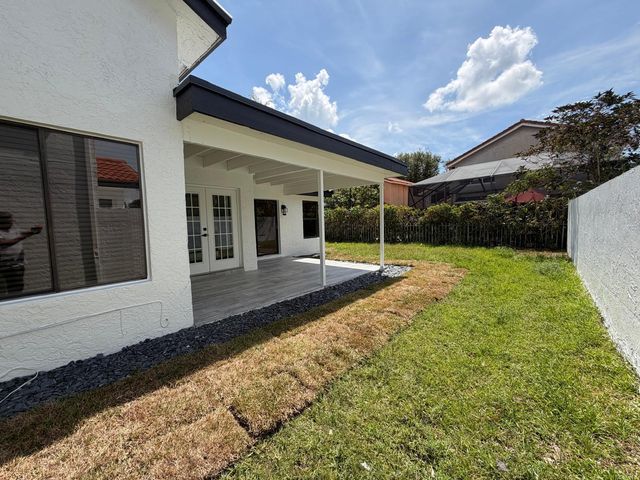10688 San Bernardino Way, Boca Raton, FL 33428