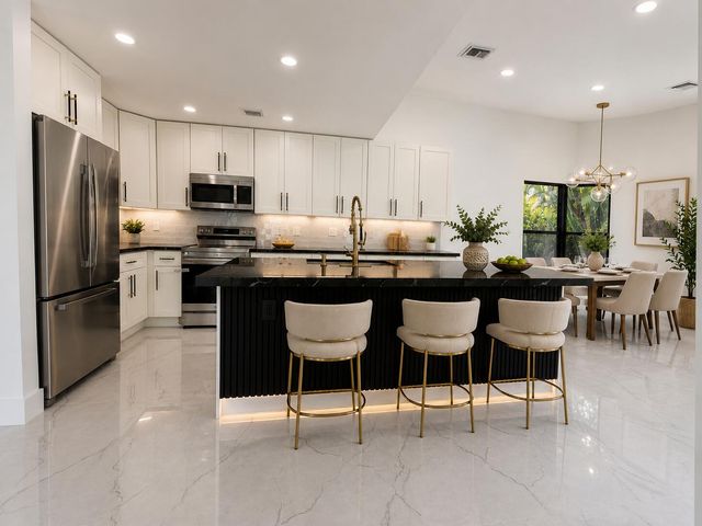 10688 San Bernardino Way, Boca Raton, FL 33428