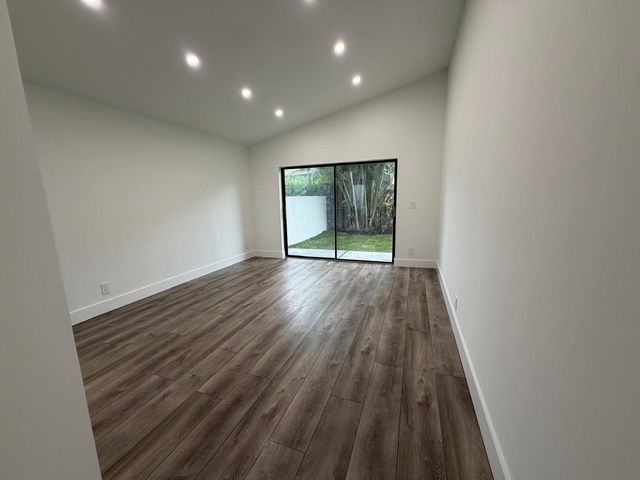 10688 San Bernardino Way, Boca Raton, FL 33428
