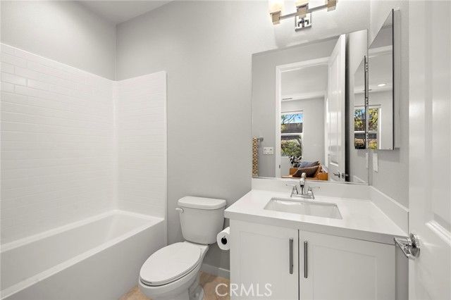 88 Alienta, Rancho Mission Viejo, CA 92694