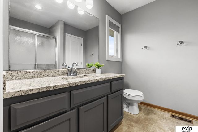 8109 S 162nd Street, Omaha, NE 68136