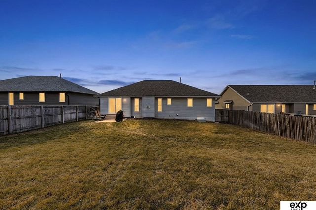 8109 S 162nd Street, Omaha, NE 68136