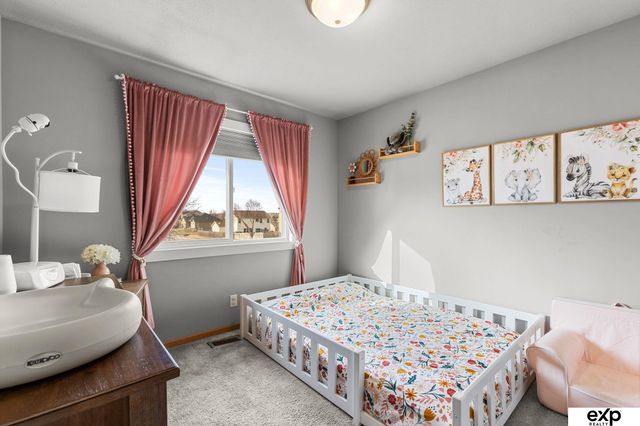 8109 S 162nd Street, Omaha, NE 68136