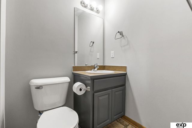 8109 S 162nd Street, Omaha, NE 68136