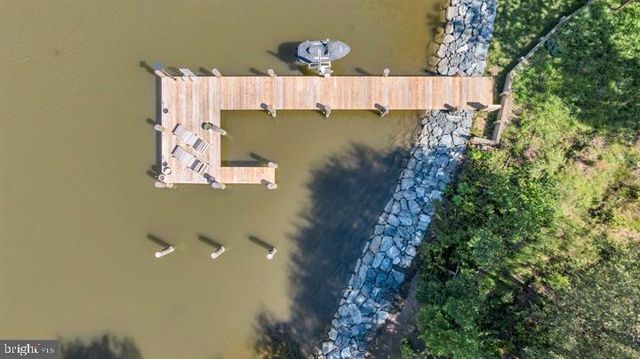 8014 FOREST GLEN DR, Pasadena, MD 21122